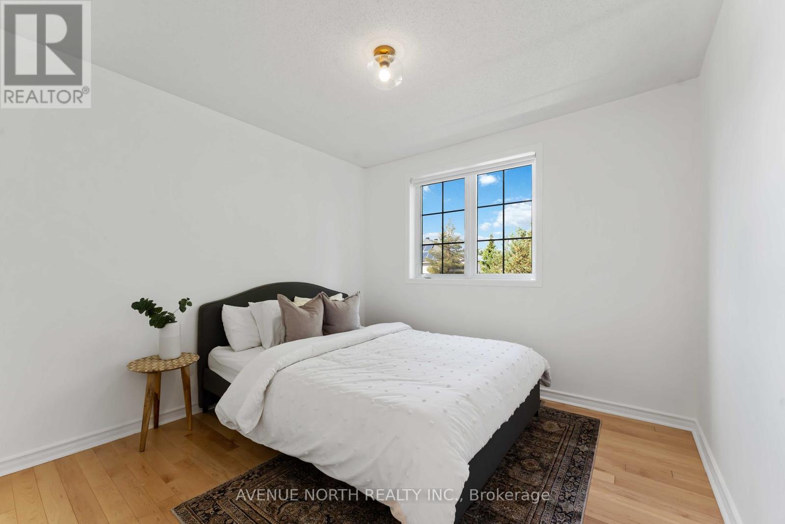 Photo 30 of 102 Chancery Crescent, Ottawa ON