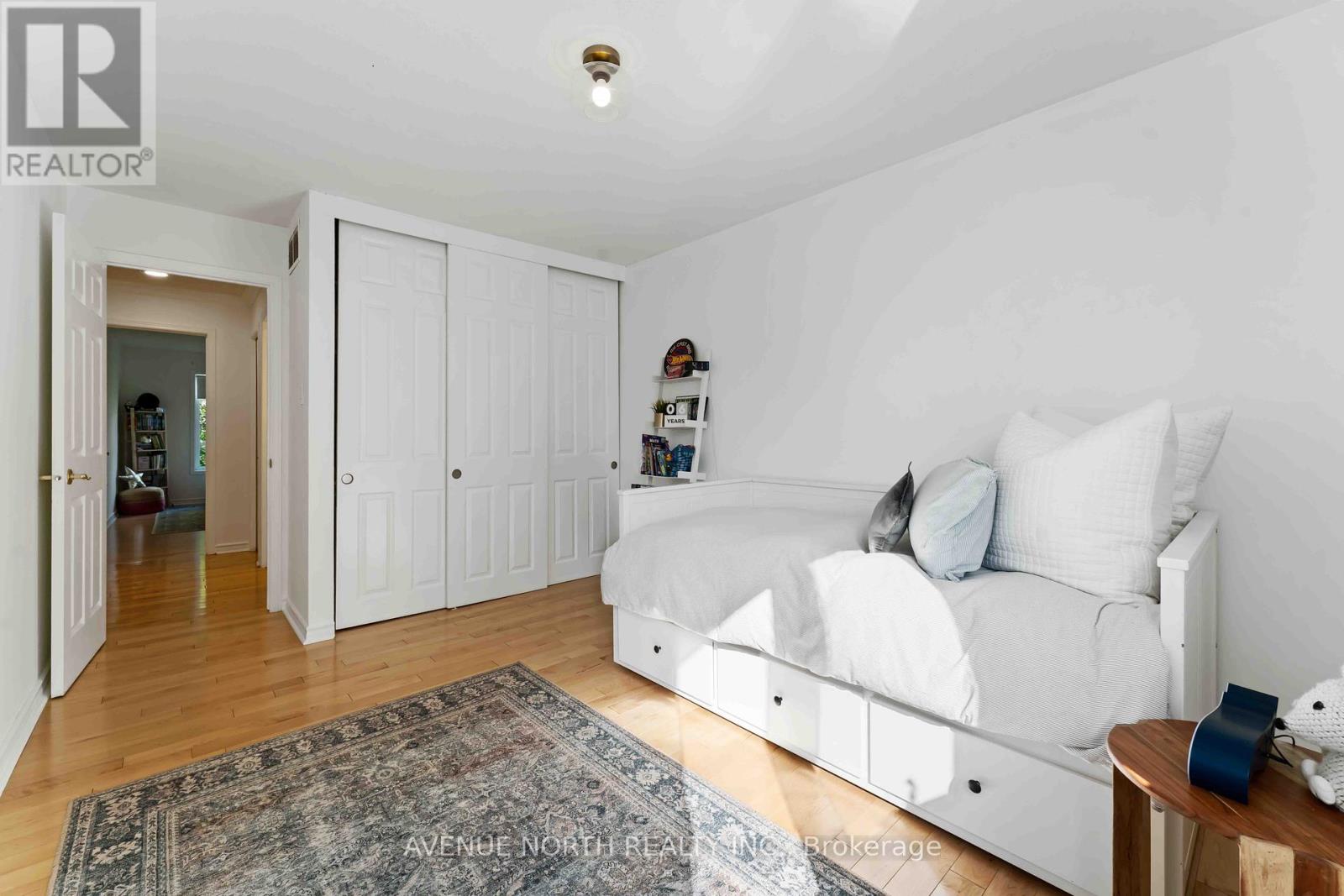 Photo 34 of 102 Chancery Crescent, Ottawa ON