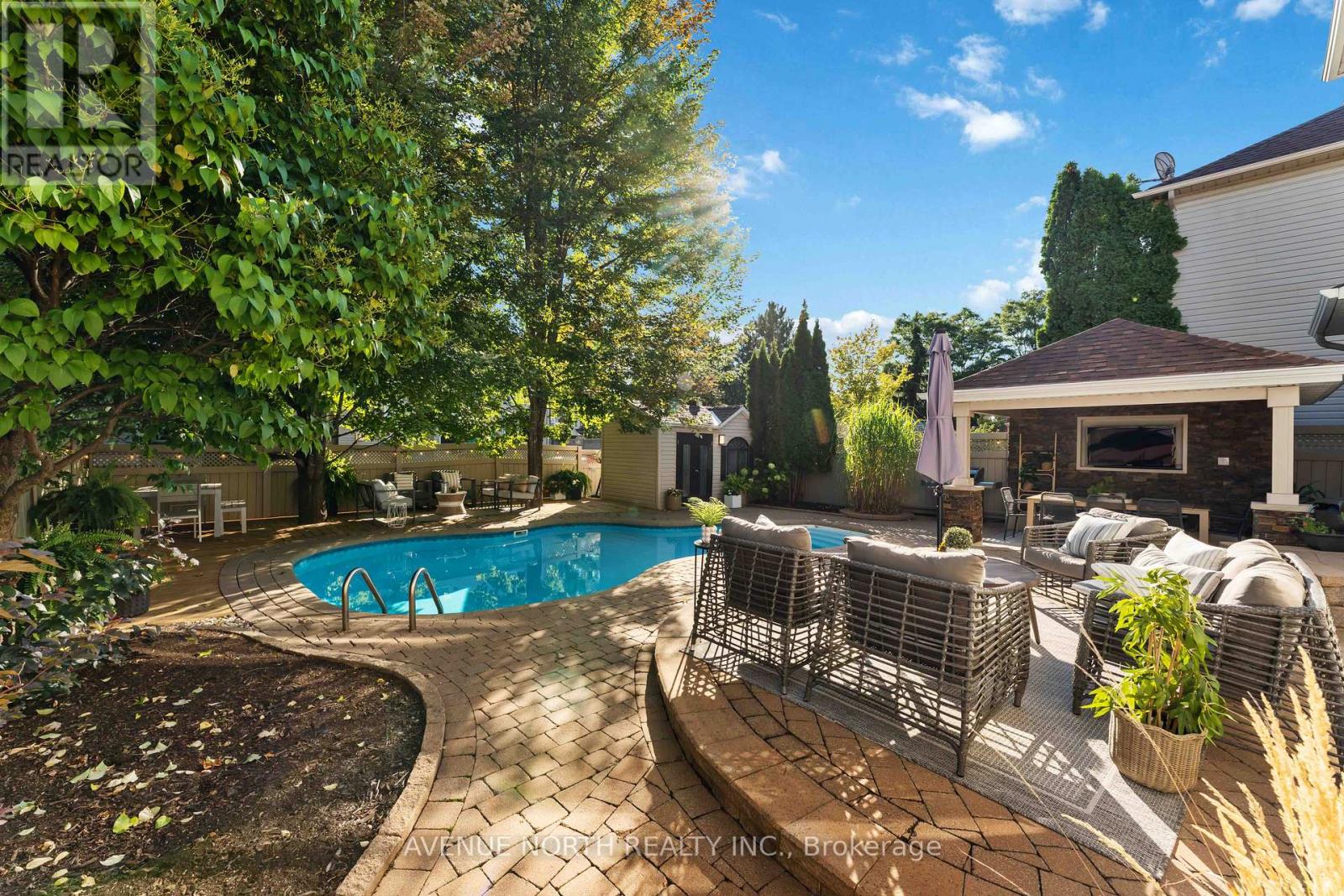 Photo 40 of 102 Chancery Crescent, Ottawa ON