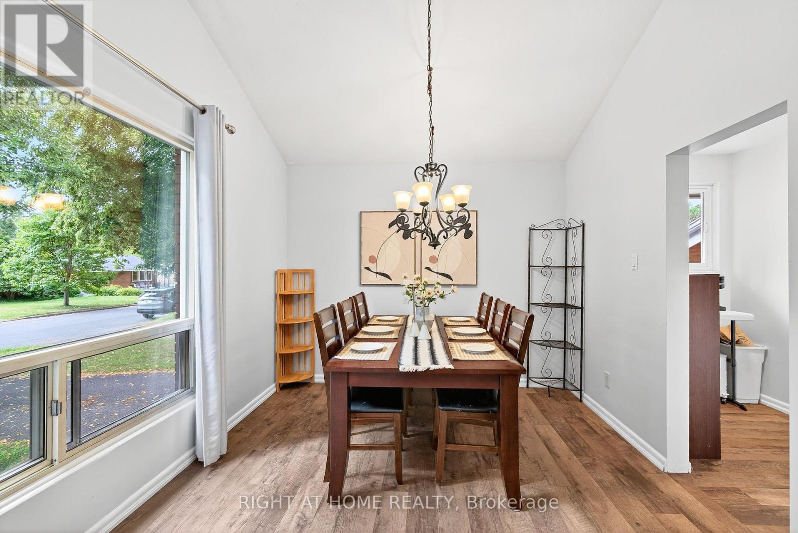 Photo 12 of 1153 Adirondack Drive, Ottawa ON