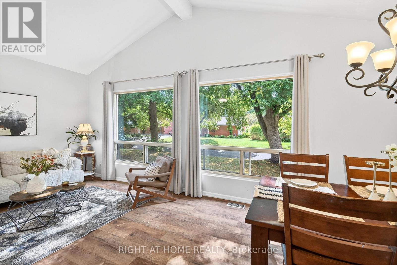 Photo 16 of 1153 Adirondack Drive, Ottawa ON