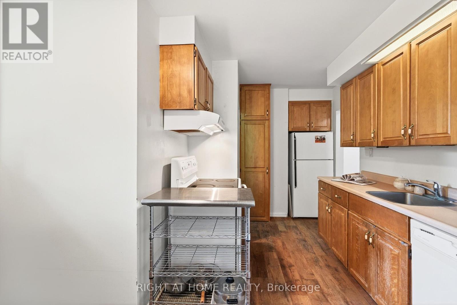 Photo 20 of 1153 Adirondack Drive, Ottawa ON