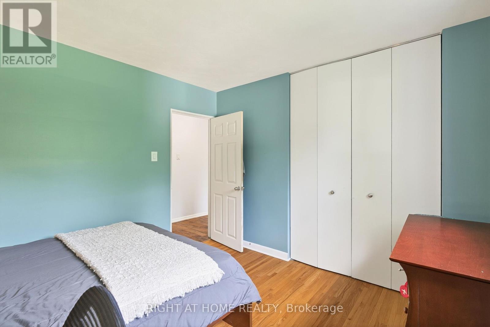 Photo 23 of 1153 Adirondack Drive, Ottawa ON