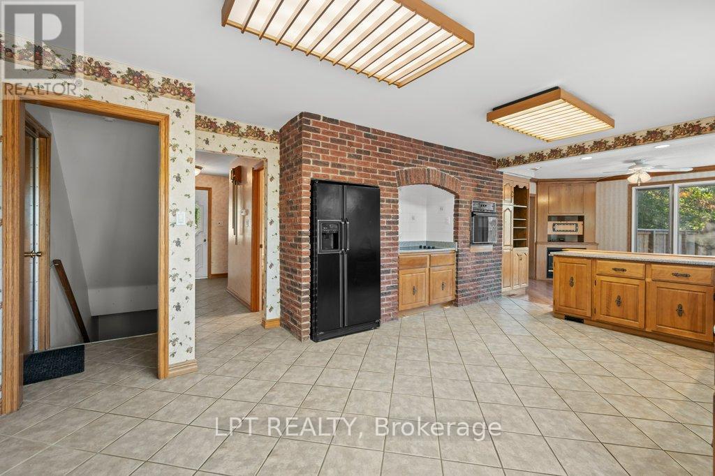 Photo 12 of 5 Cashman Place, Kingston ON