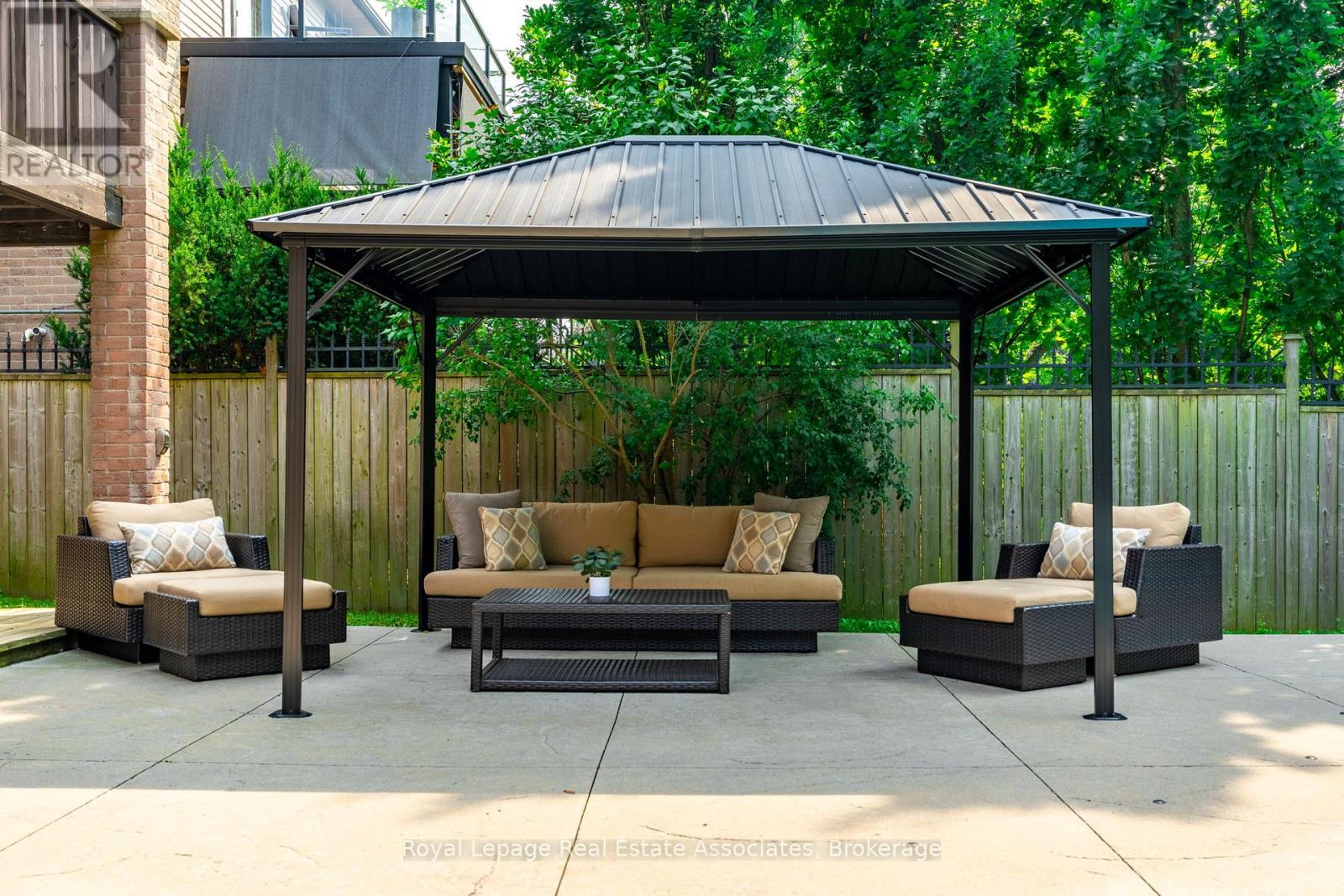 Photo 39 of 29 Laurendale Avenue, Hamilton ON