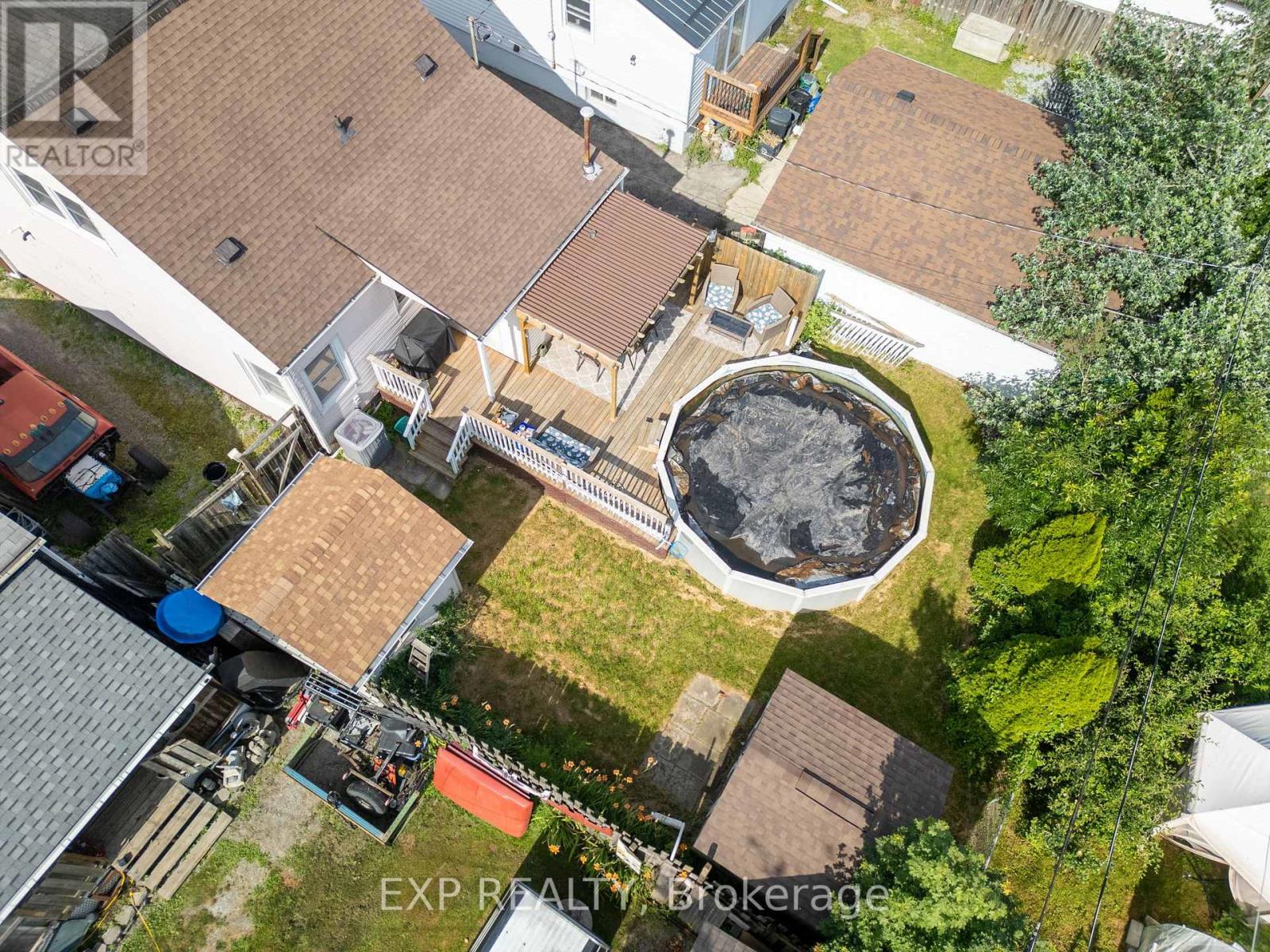 Photo 27 of 325 Simpson Avenue, Welland ON