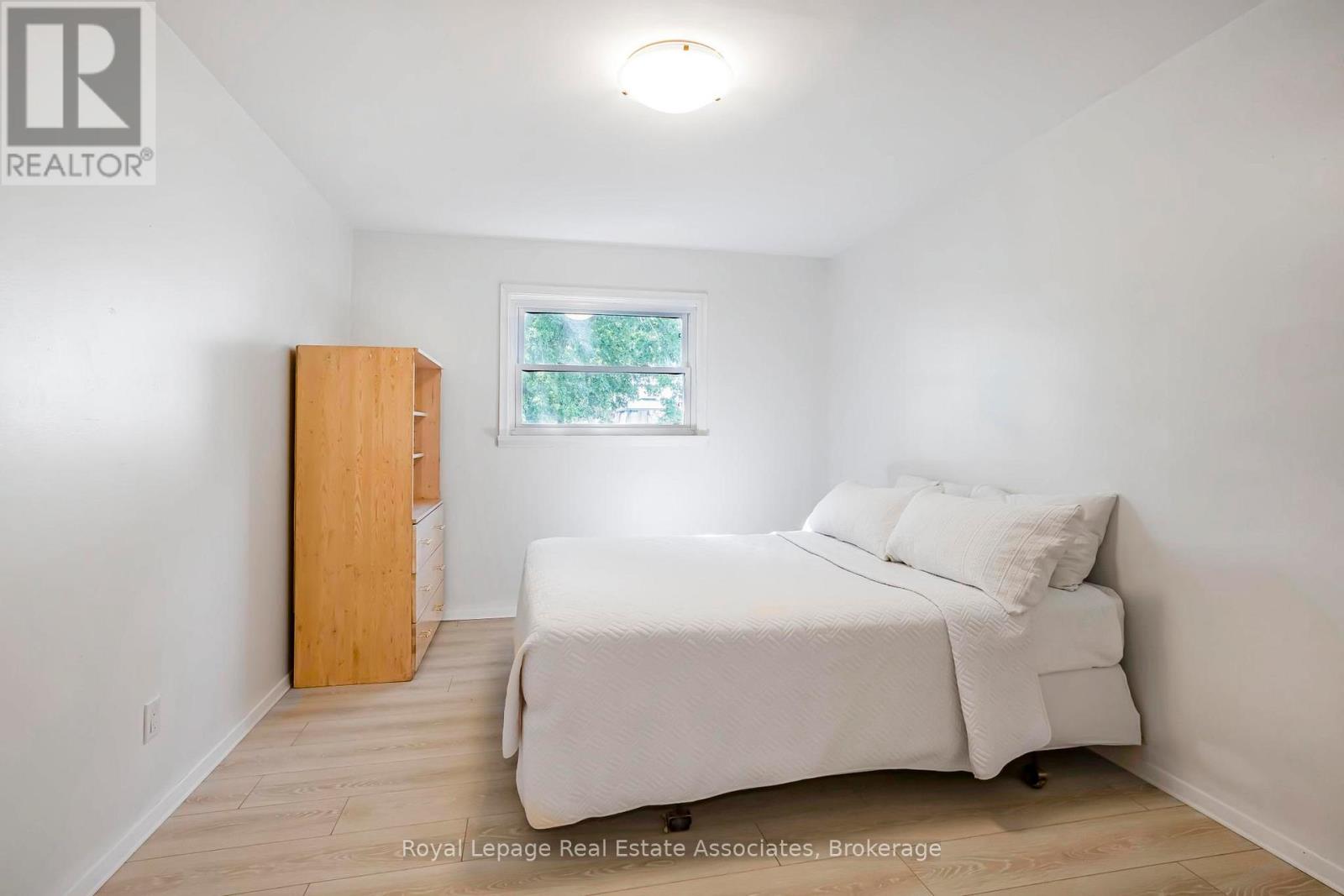 Photo 17 of 256 Chapel Street, Norfolk ON