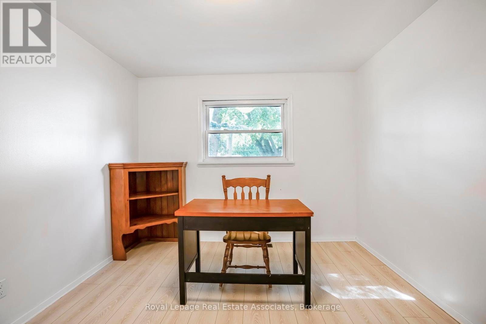 Photo 19 of 256 Chapel Street, Norfolk ON