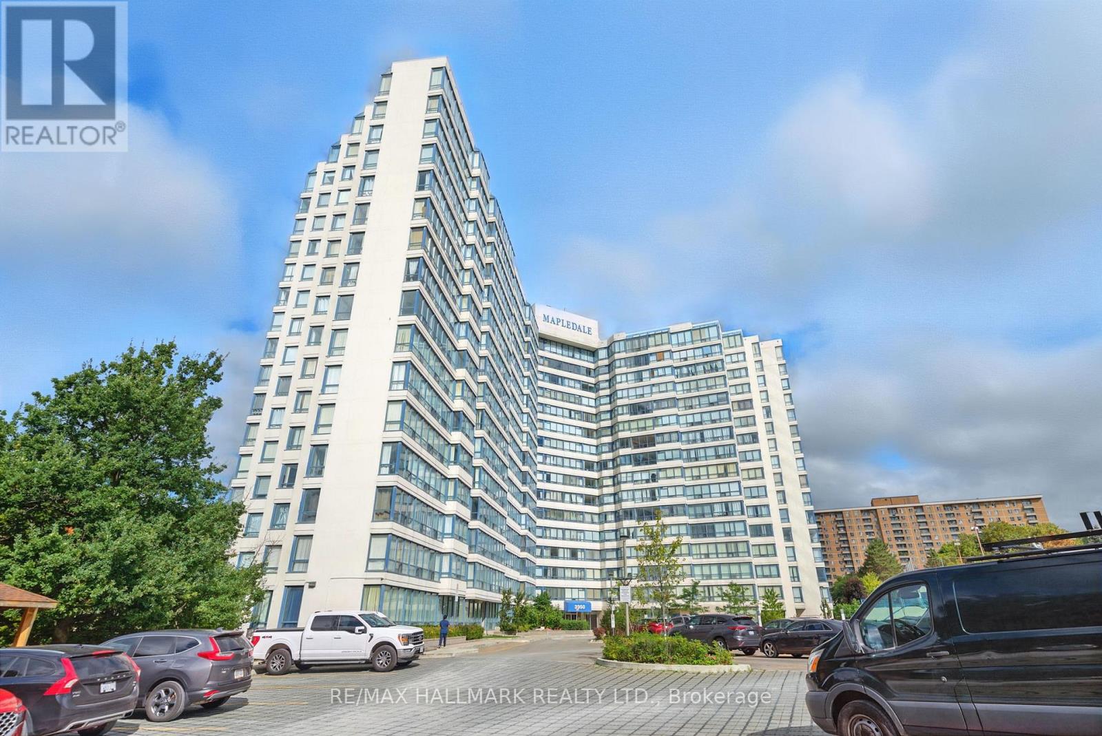 Photo 1 of 802 3050 Ellesmere Road, Toronto ON