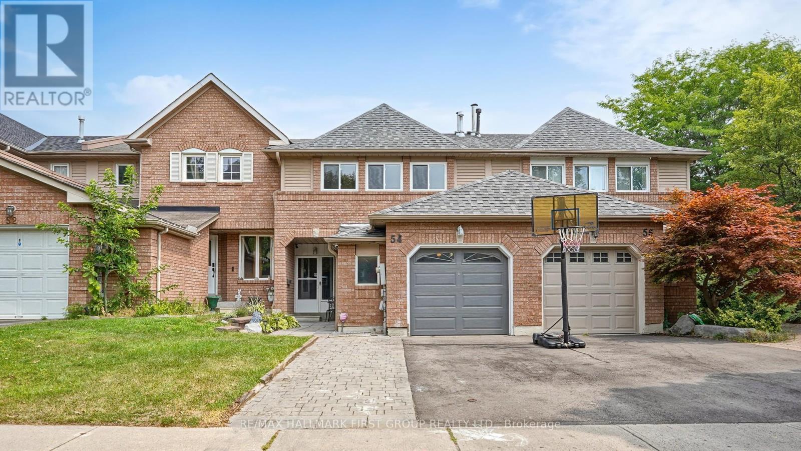 Photo 1 of 54 Davies Crescent, Whitby ON