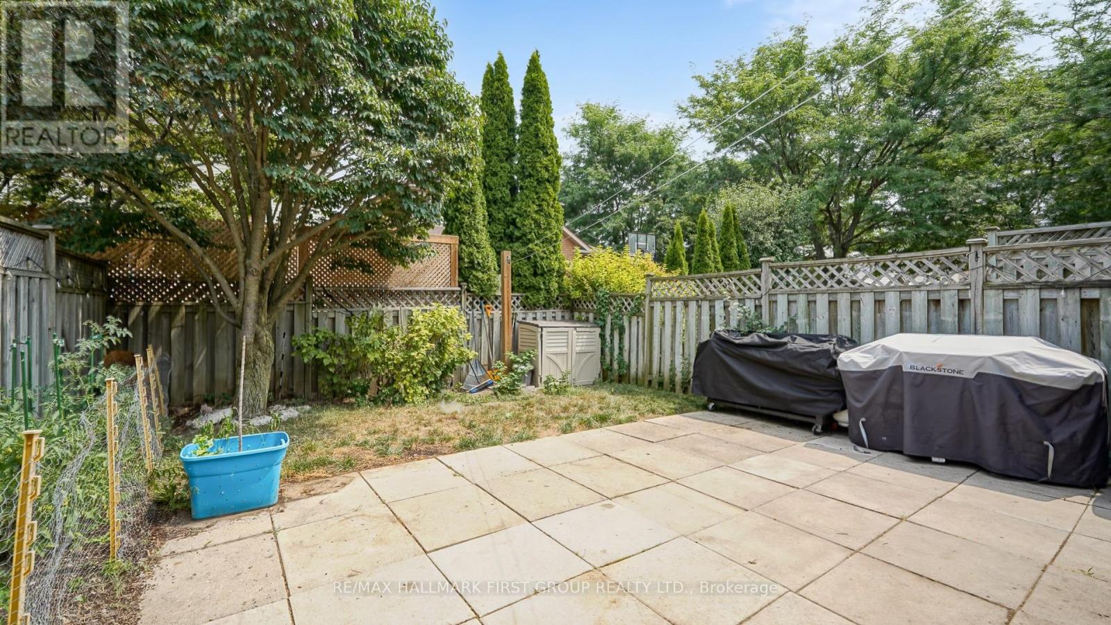 Photo 39 of 54 Davies Crescent, Whitby ON