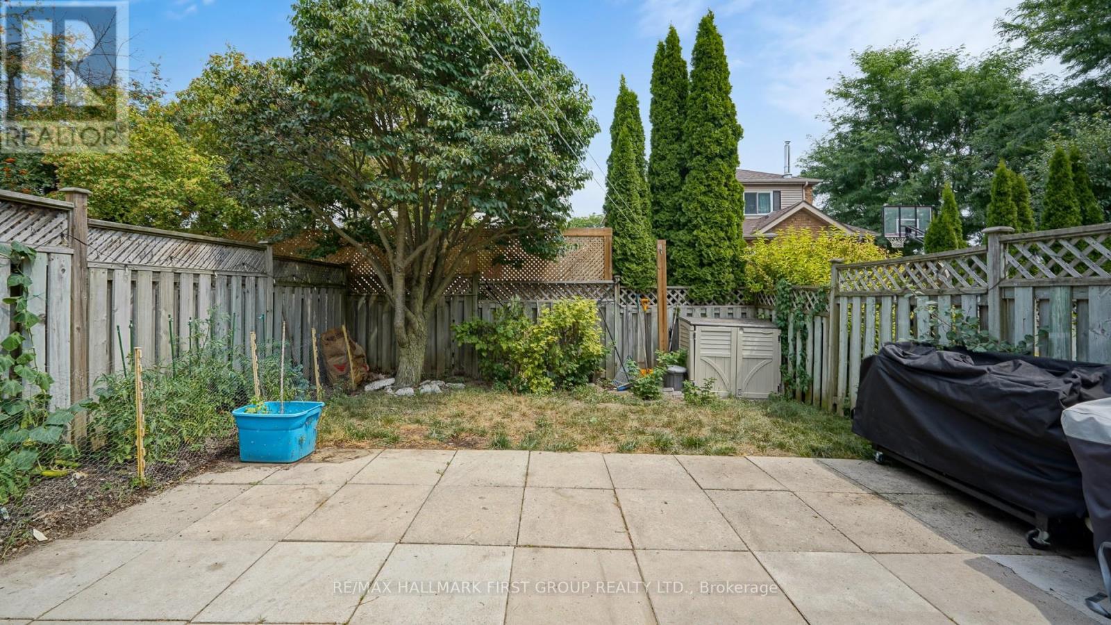 Photo 40 of 54 Davies Crescent, Whitby ON