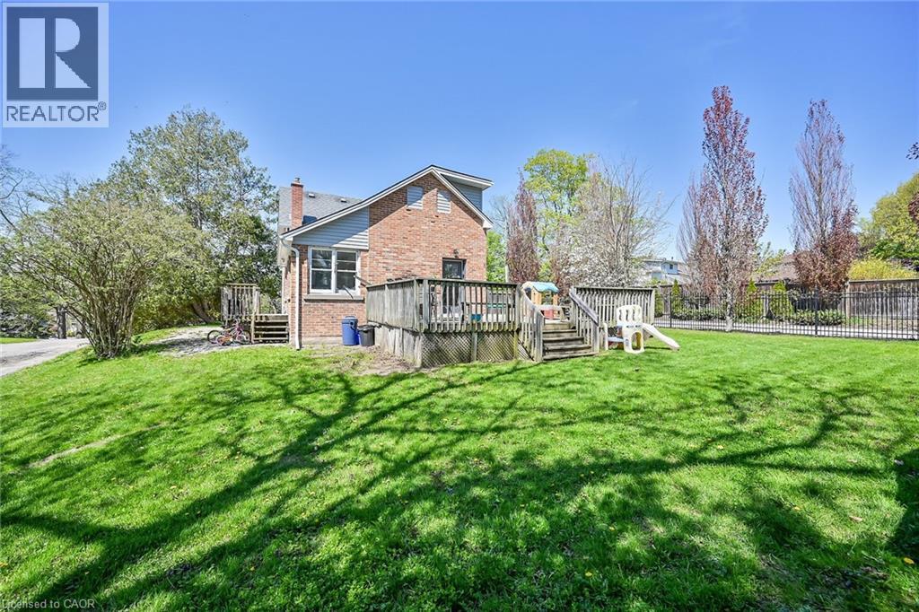 Photo 37 of 22 Tolhurst Avenue, St George ON