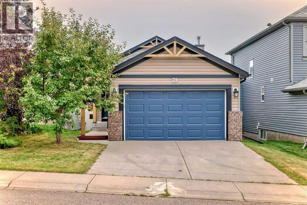 219 Covepark Green NE, Calgary, Alberta