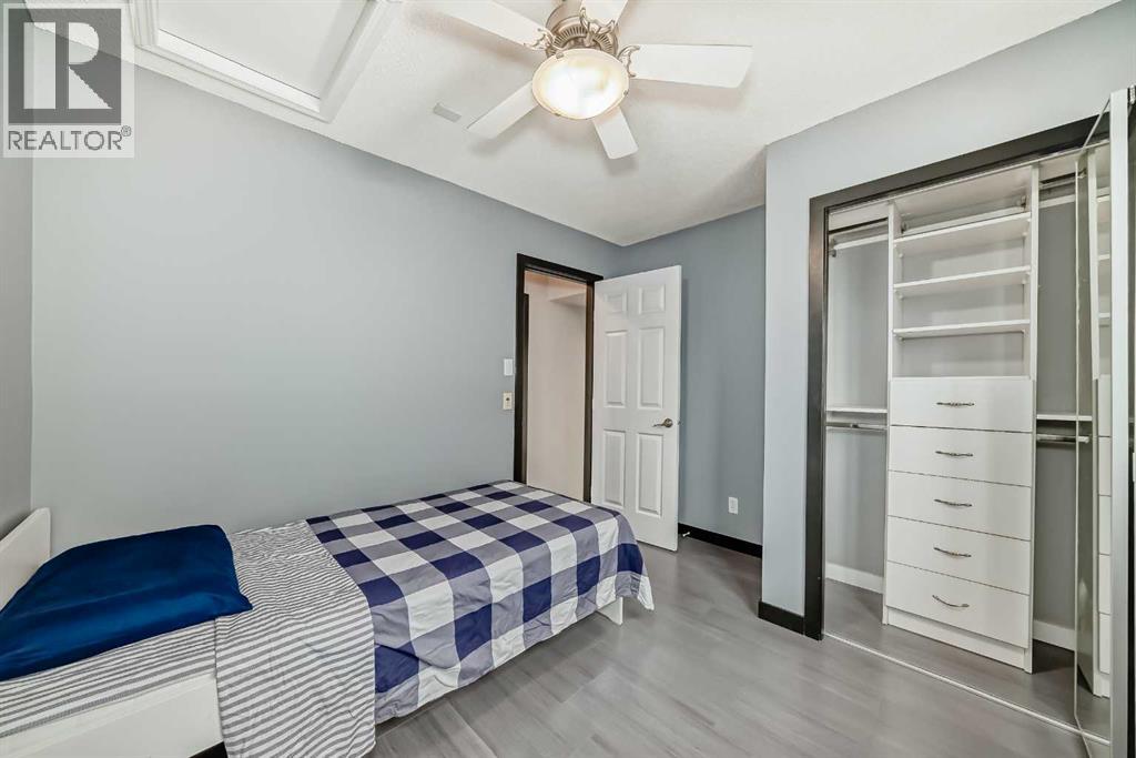 Single Family House 4 Level for Sale in  Covepark Green NE Coventry Hills Calgary 
