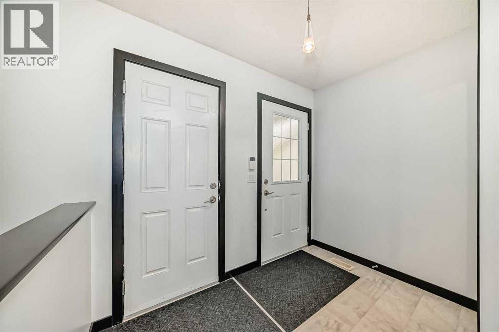 Single Family House 4 Level for Sale in  Covepark Green NE Coventry Hills Calgary 