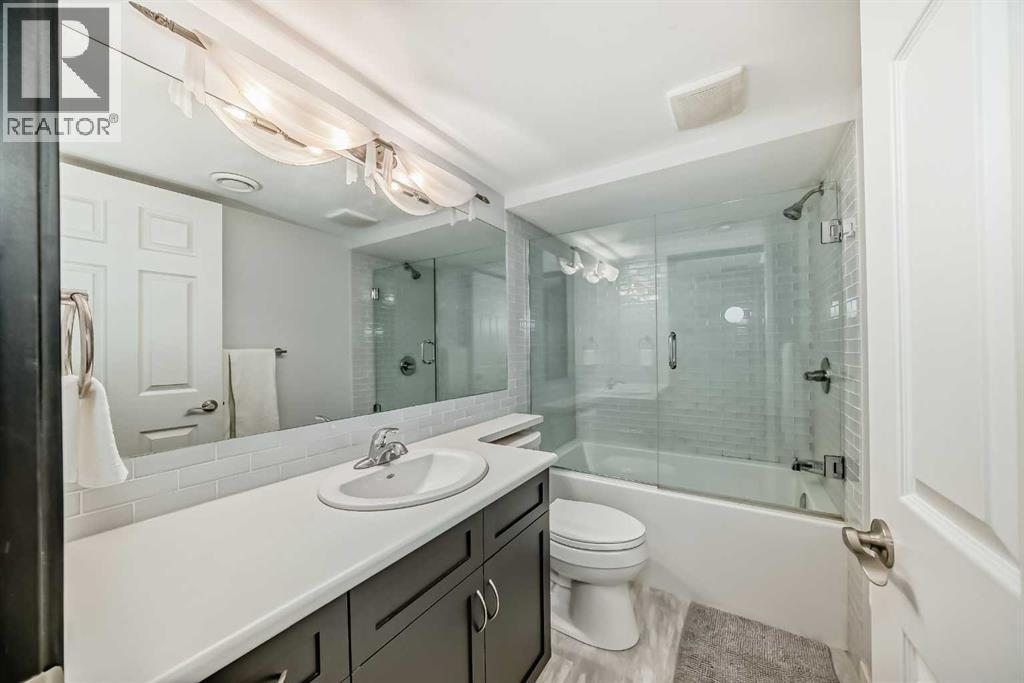 Single Family House 4 Level for Sale in  Covepark Green NE Coventry Hills Calgary 