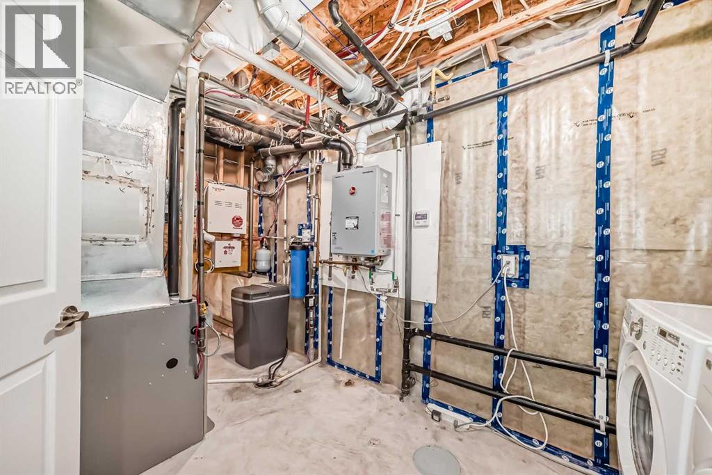 Single Family House 4 Level for Sale in  Covepark Green NE Coventry Hills Calgary 