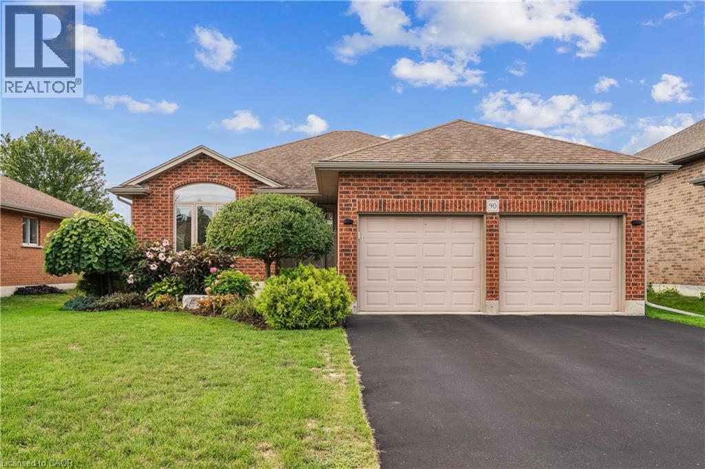 Photo 3 of 90 Driftwood Drive, Simcoe ON