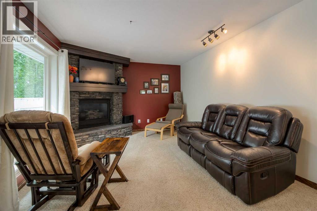 Photo 21 of 360 Heritage Crescent W, Lethbridge AB