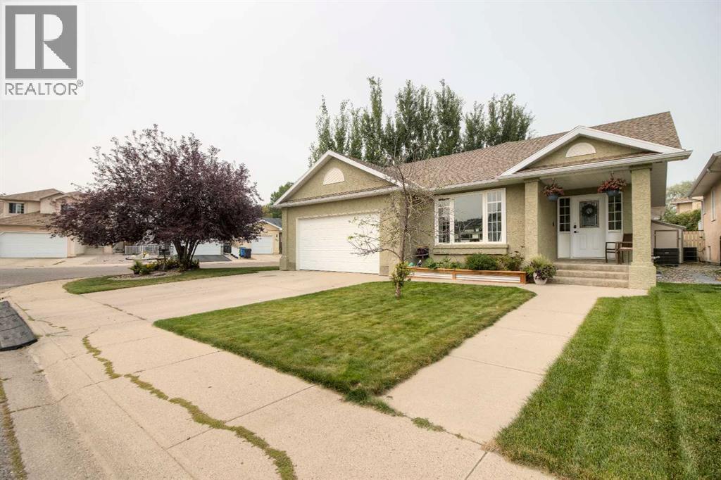 Photo 50 of 360 Heritage Crescent W, Lethbridge AB