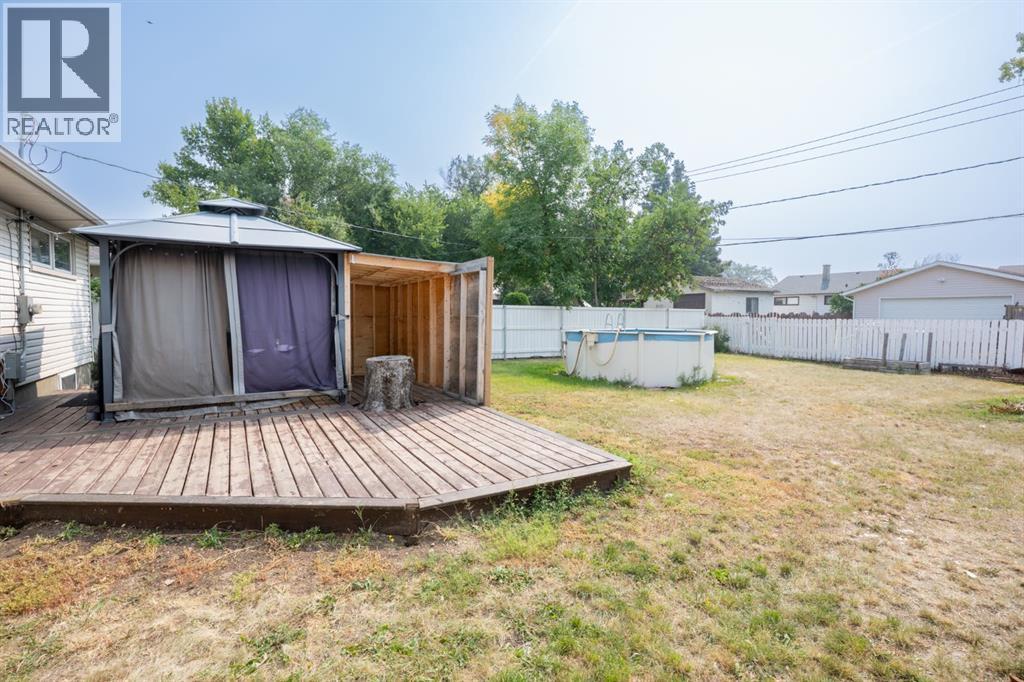 Photo 19 of 185 8 Street Nw, Medicine Hat AB