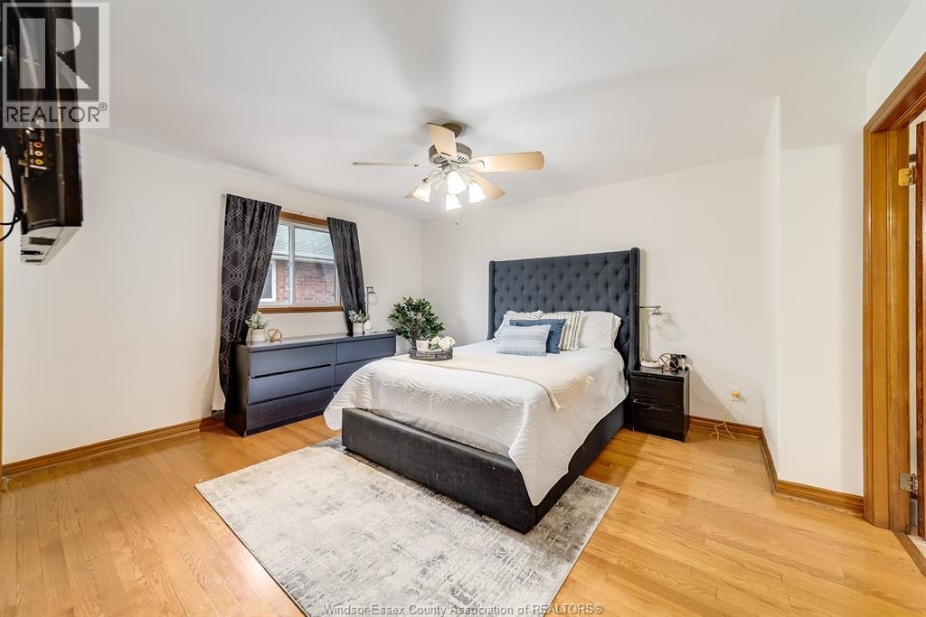 Photo 15 of 229 Gignac Crescent, Lasalle ON