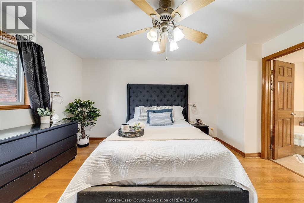 Photo 16 of 229 Gignac Crescent, Lasalle ON