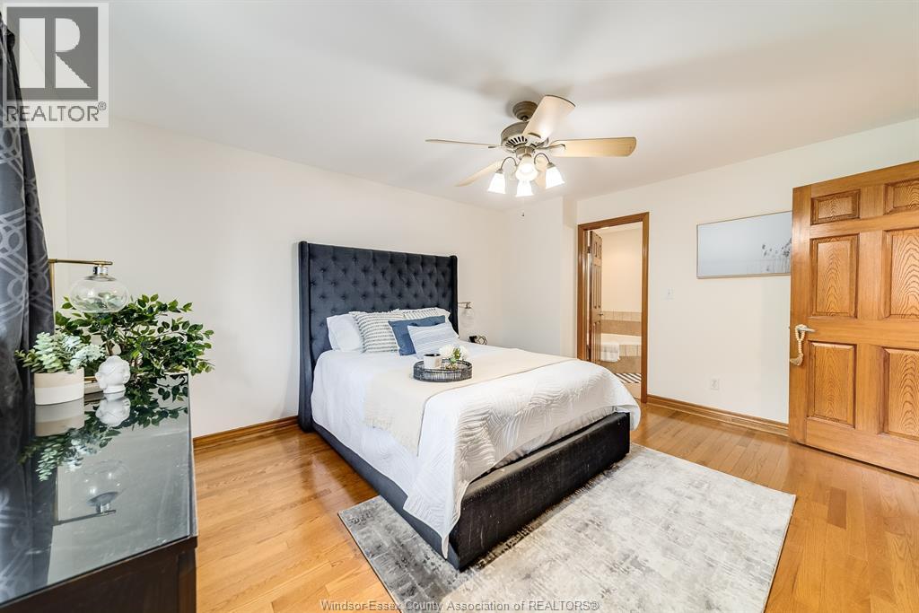 Photo 17 of 229 Gignac Crescent, Lasalle ON
