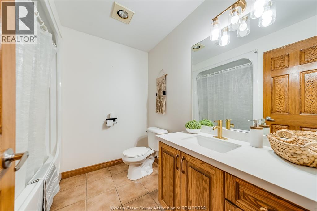 Photo 39 of 229 Gignac Crescent, Lasalle ON