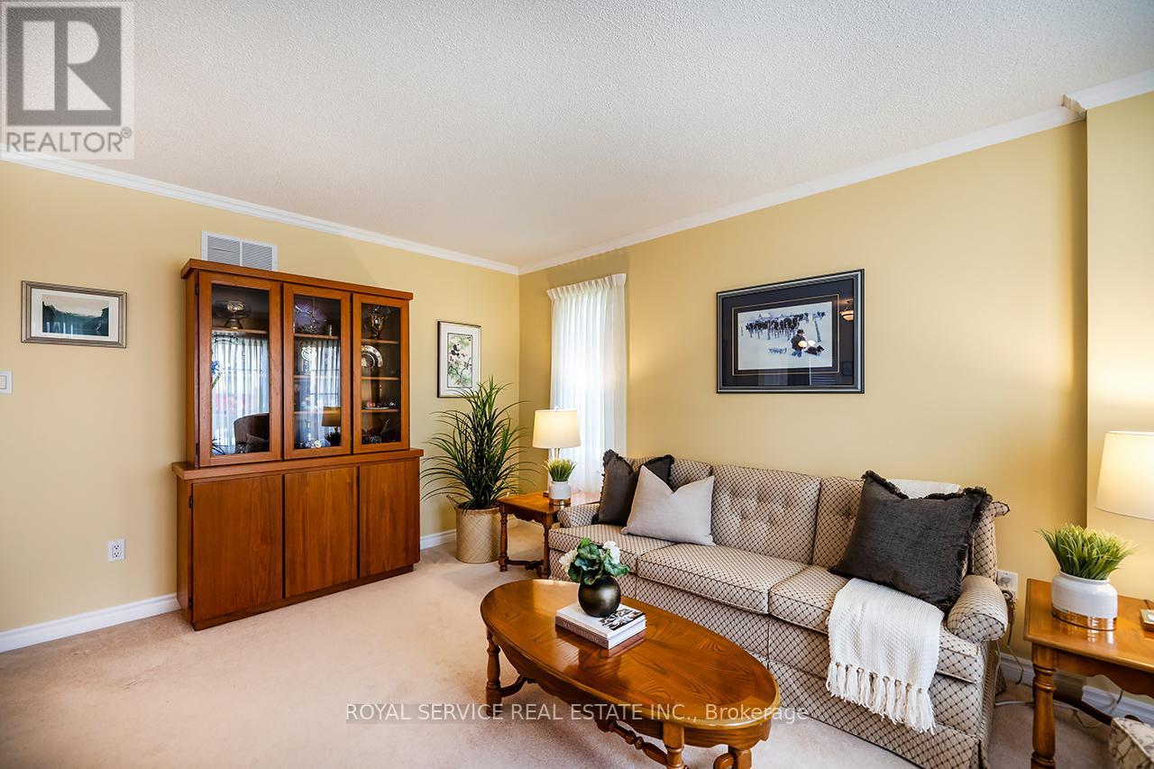 Photo 10 of 15 Bloom Avenue, Clarington ON