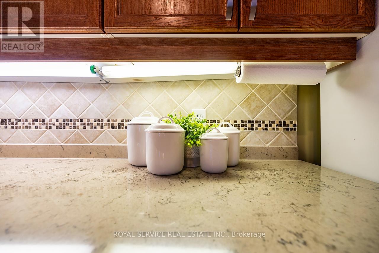 Photo 16 of 15 Bloom Avenue, Clarington ON