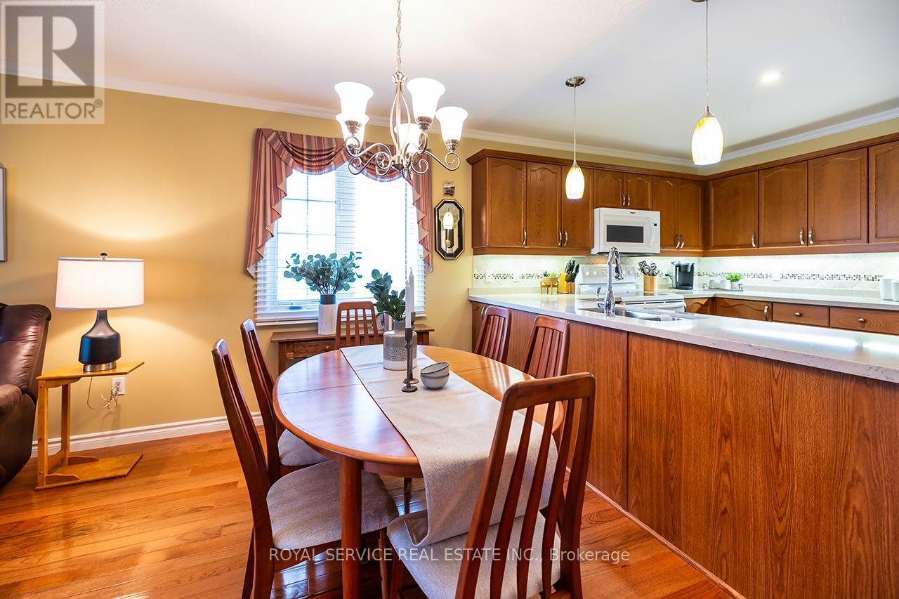 Photo 17 of 15 Bloom Avenue, Clarington ON