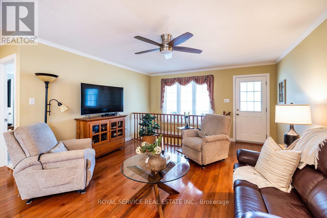 Photo 19 of 15 Bloom Avenue, Clarington ON