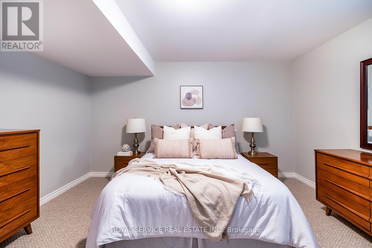 Photo 41 of 15 Bloom Avenue, Clarington ON