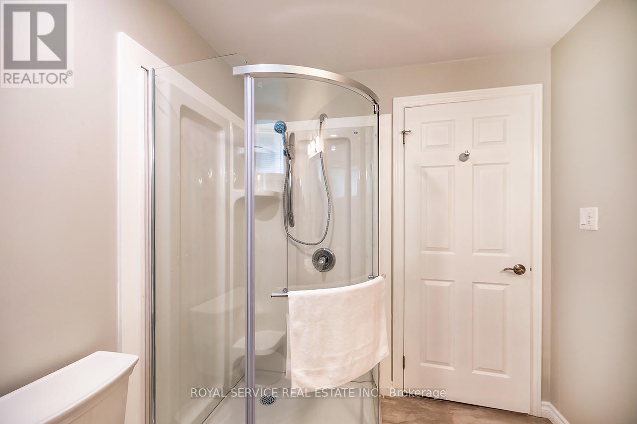 Photo 43 of 15 Bloom Avenue, Clarington ON