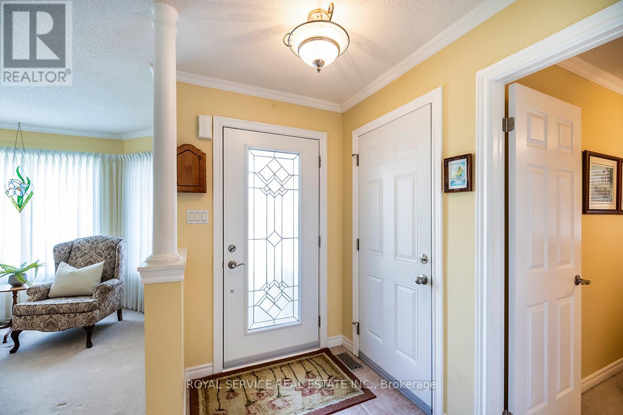 Photo 7 of 15 Bloom Avenue, Clarington ON