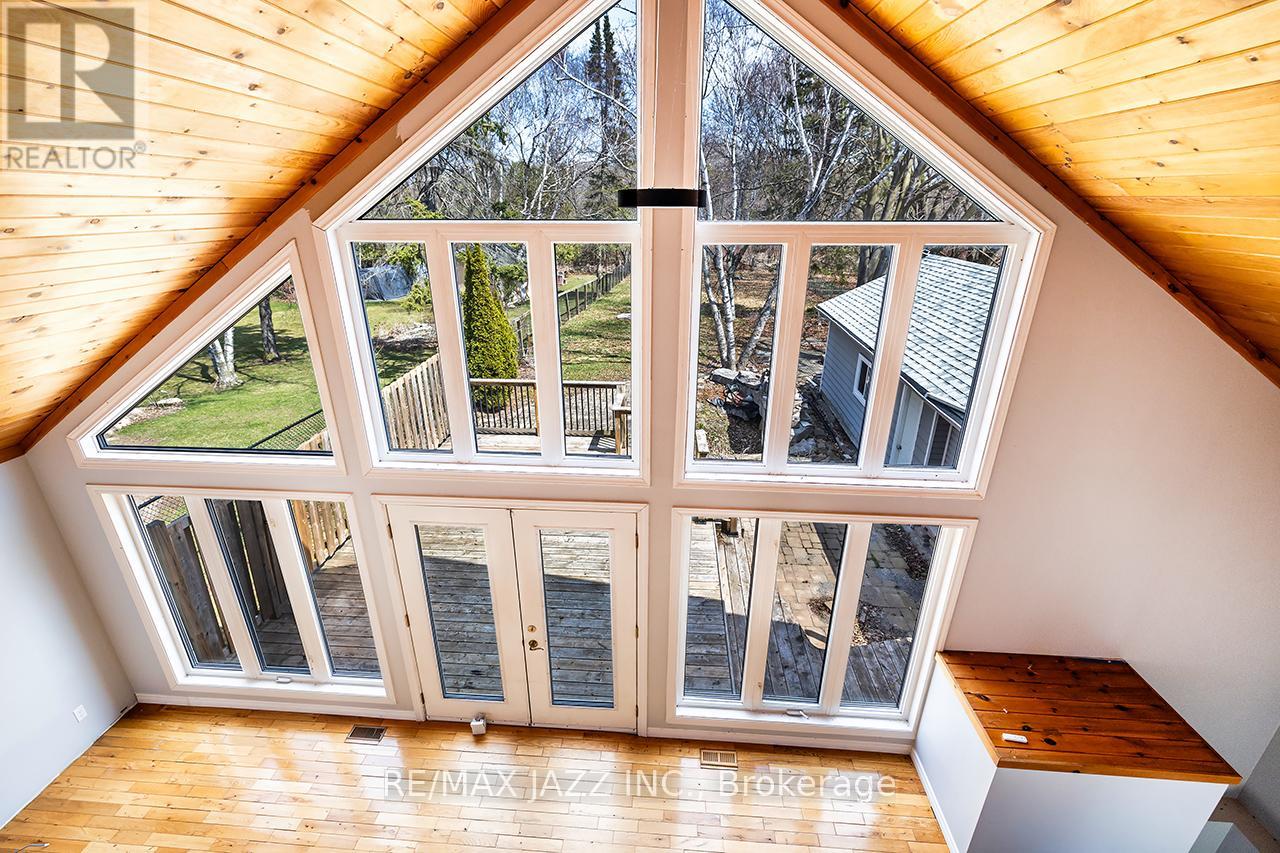 Photo 13 of 3151 Courtice Road, Clarington ON