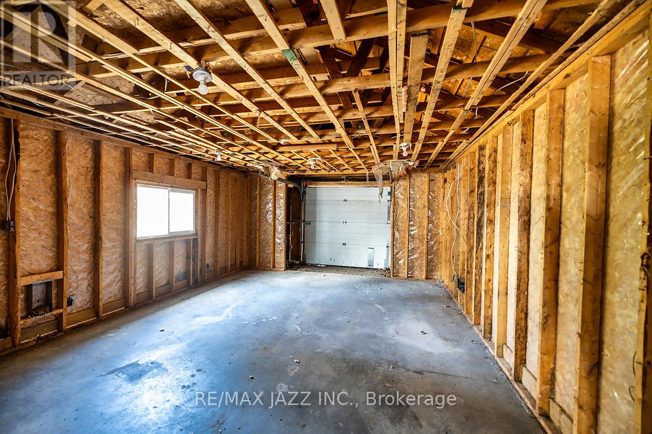 Photo 43 of 3151 Courtice Road, Clarington ON