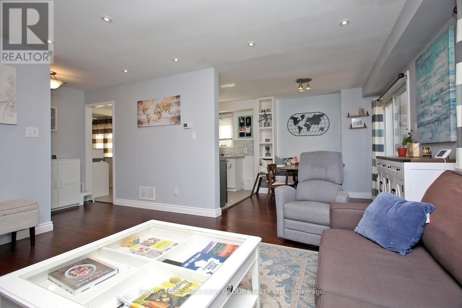 Photo 14 of Upper 213 Glen Hill Drive, Whitby ON