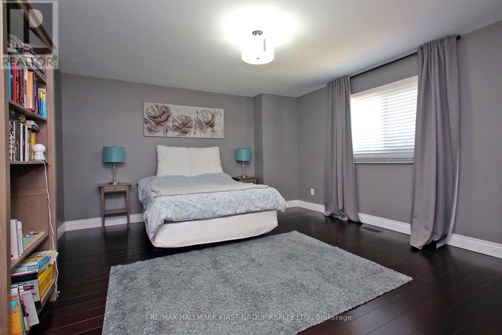 Photo 20 of Upper 213 Glen Hill Drive, Whitby ON