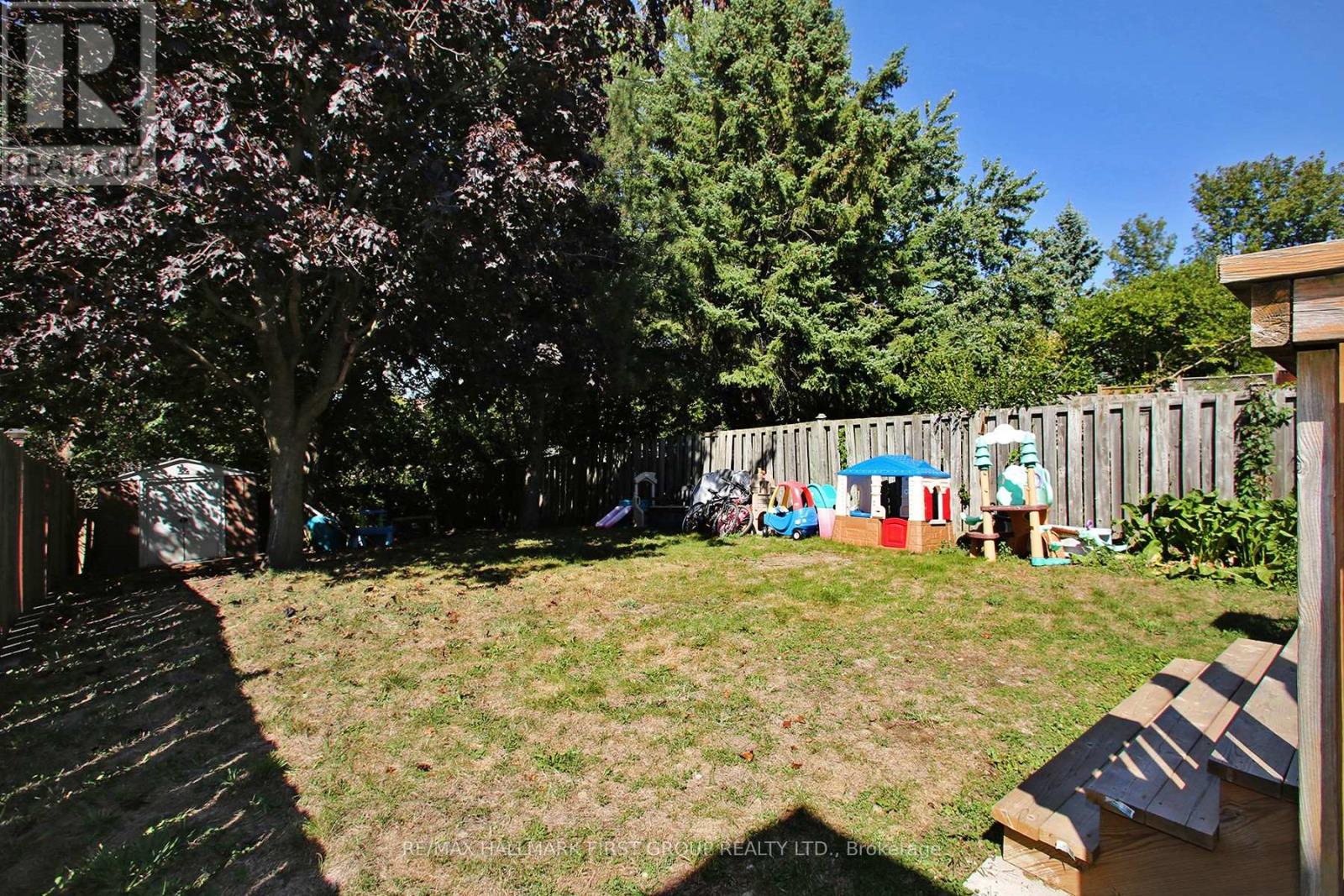 Photo 29 of Upper 213 Glen Hill Drive, Whitby ON