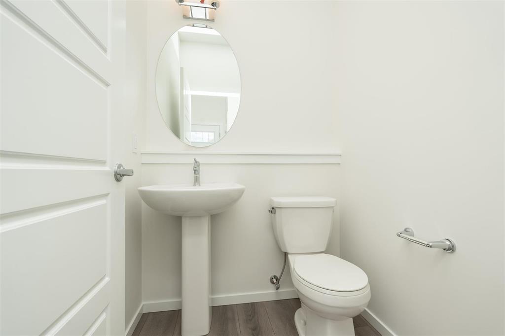 Photo 13 of 247 Avior Drive, Winnipeg MB