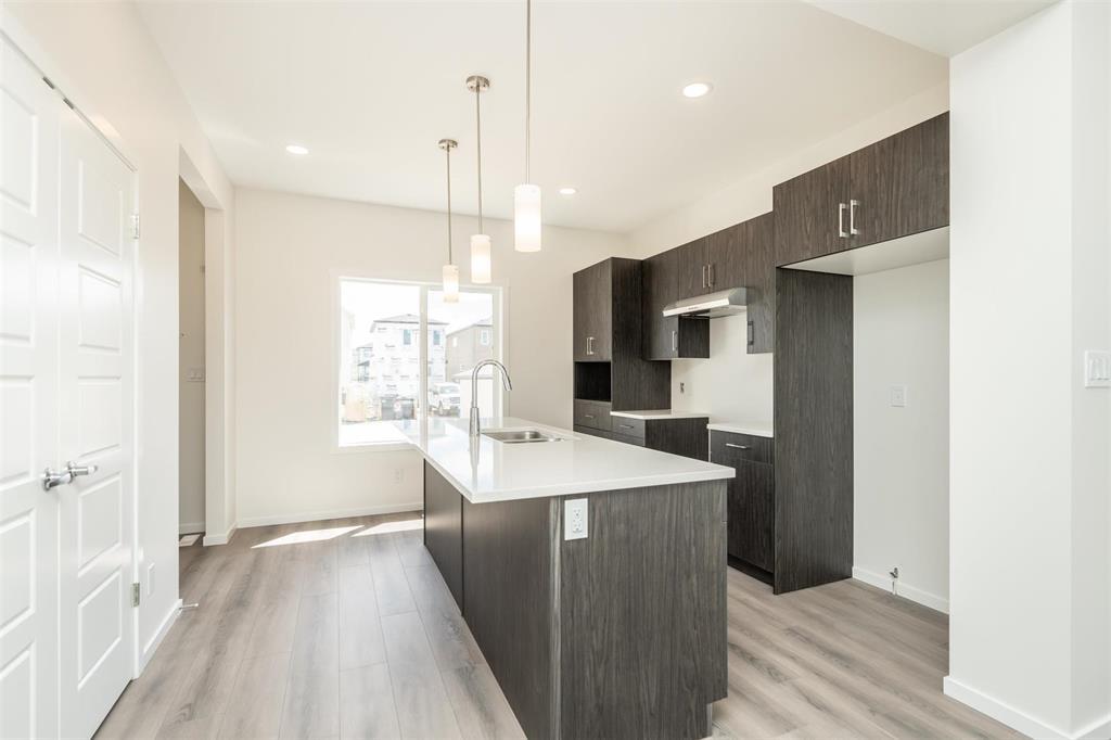 Photo 9 of 247 Avior Drive, Winnipeg MB
