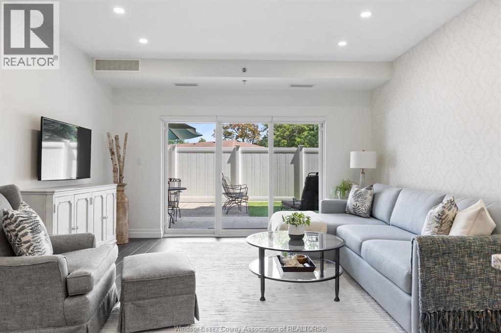 Photo 11 of 6 Park Unit 107, Kingsville ON