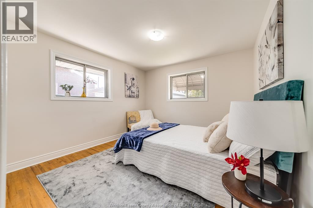 Photo 18 of 465 Riverdale Avenue, Windsor ON
