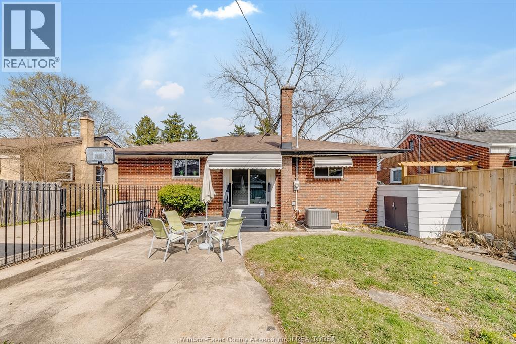 Photo 37 of 465 Riverdale Avenue, Windsor ON