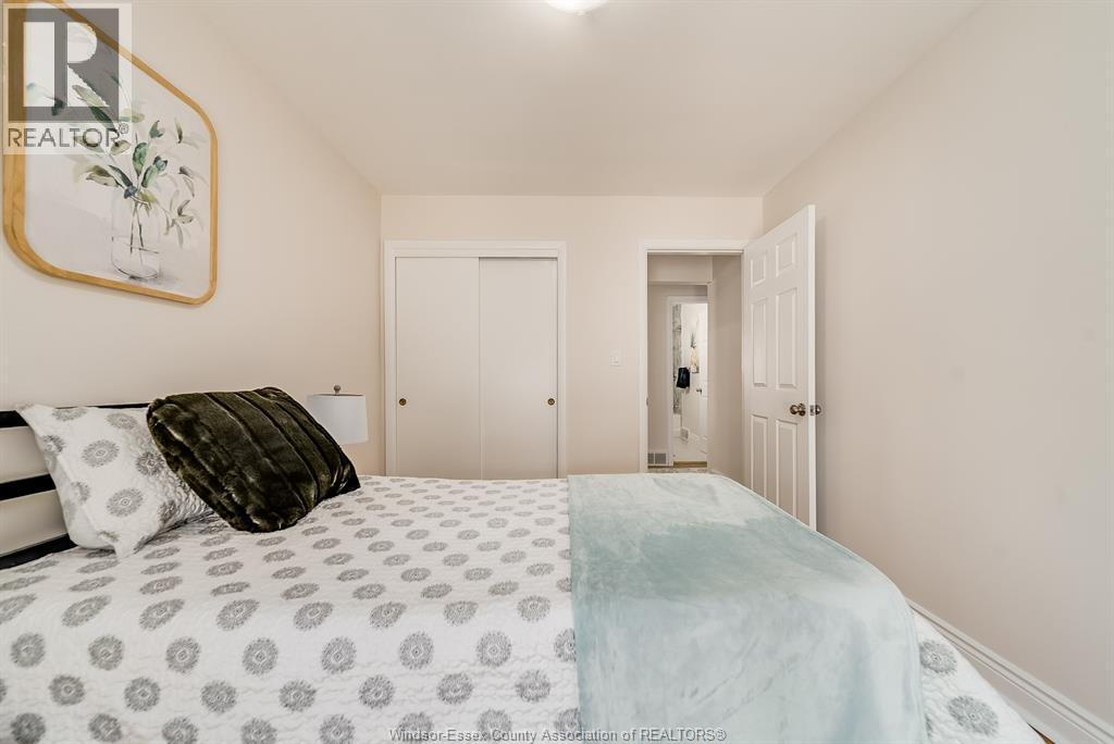 Photo 17 of 465 Riverdale Avenue, Windsor ON