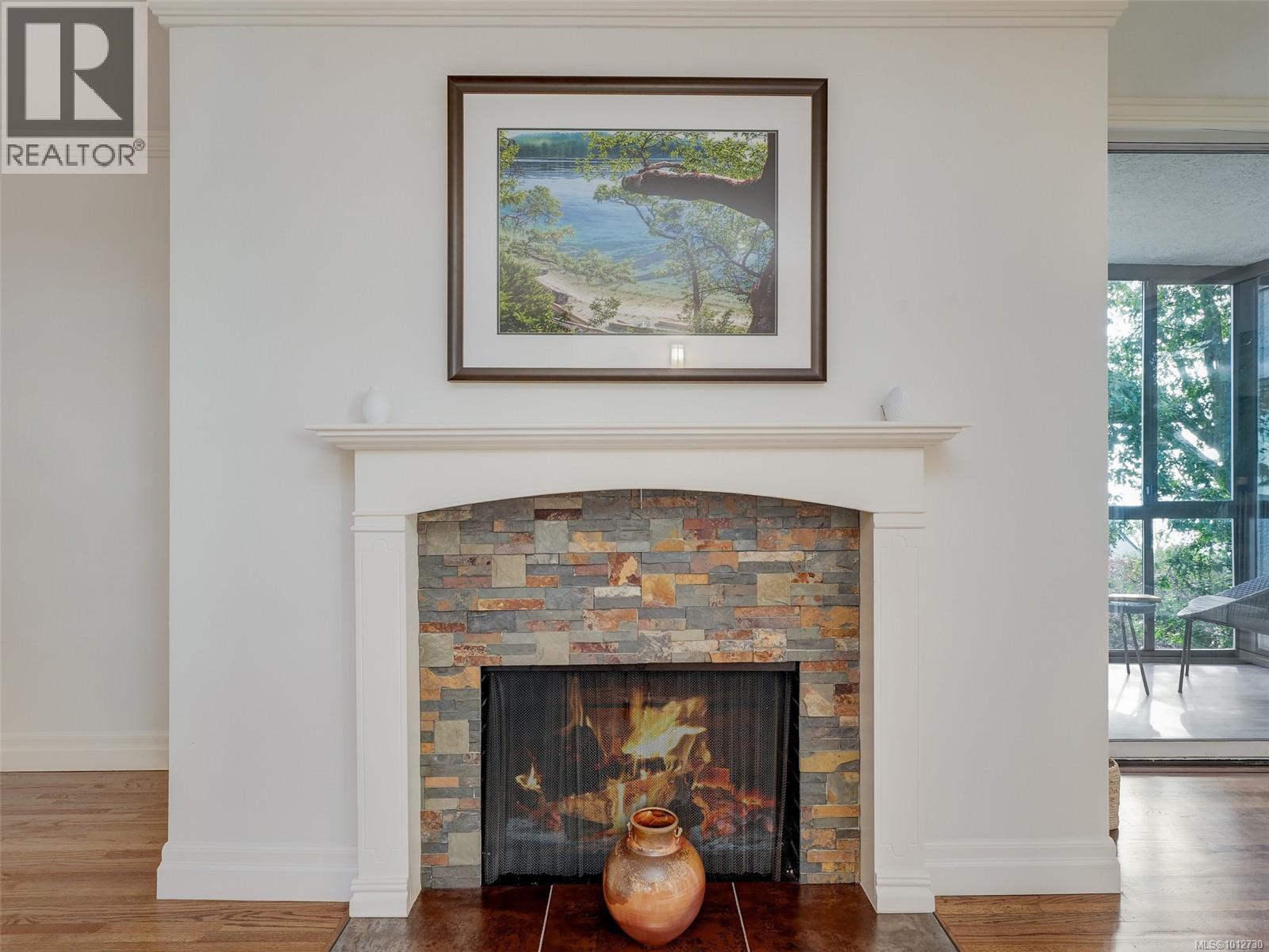 608 1159 Beach Drive, Oak Bay