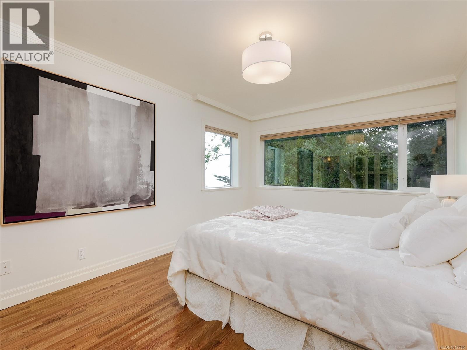 608 1159 Beach Drive, Oak Bay